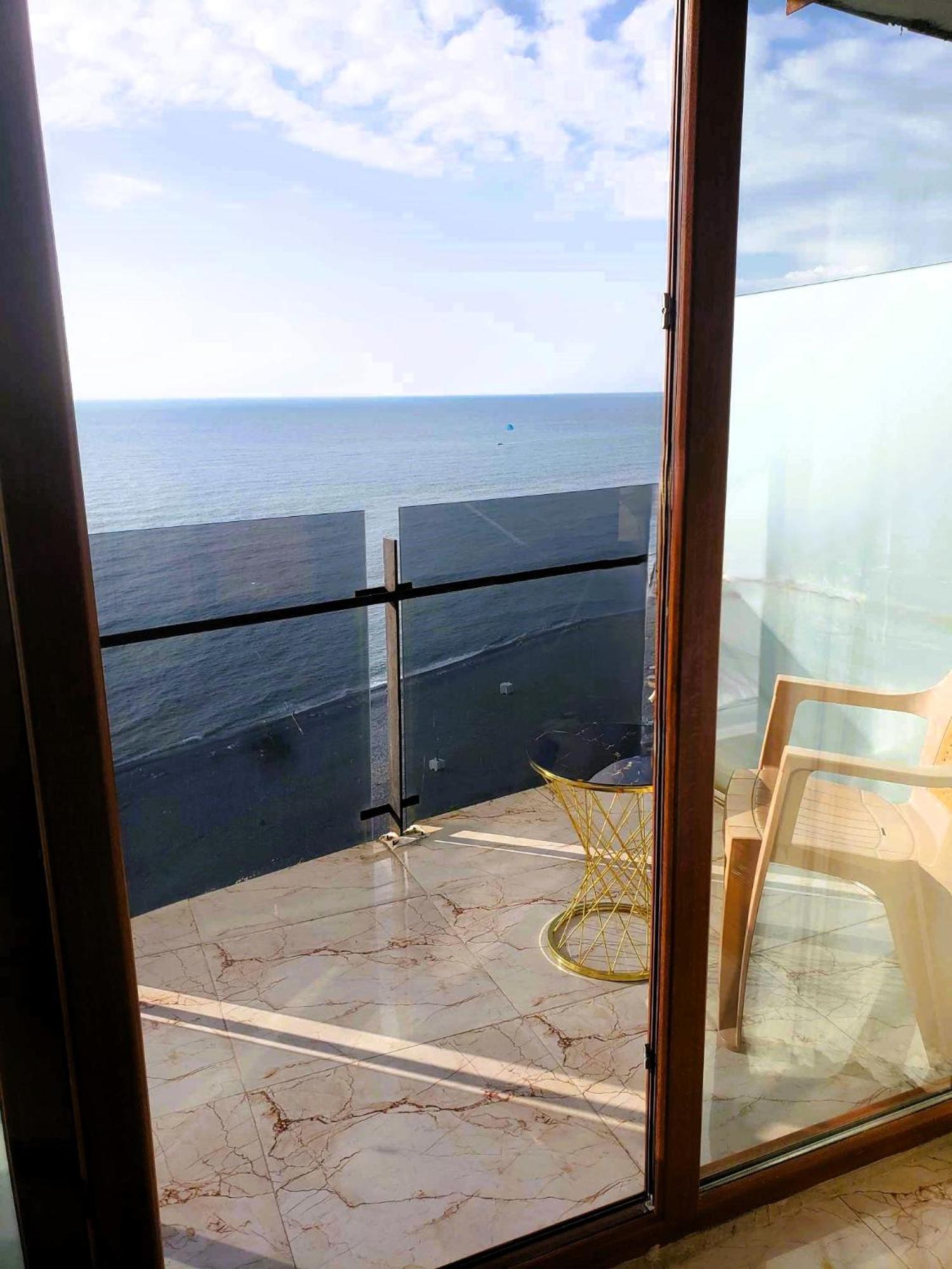 Selazir Apart Hotel Батуми Экстерьер фото